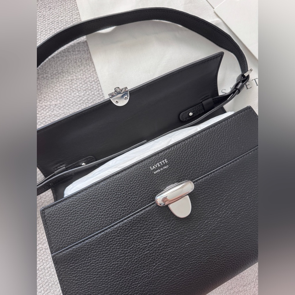SAVETTE Symmetry Shoulder Bag in Black Silver Hardware - Picture 5 of 8